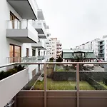 Super Apart Dywizjonu 303 175/58